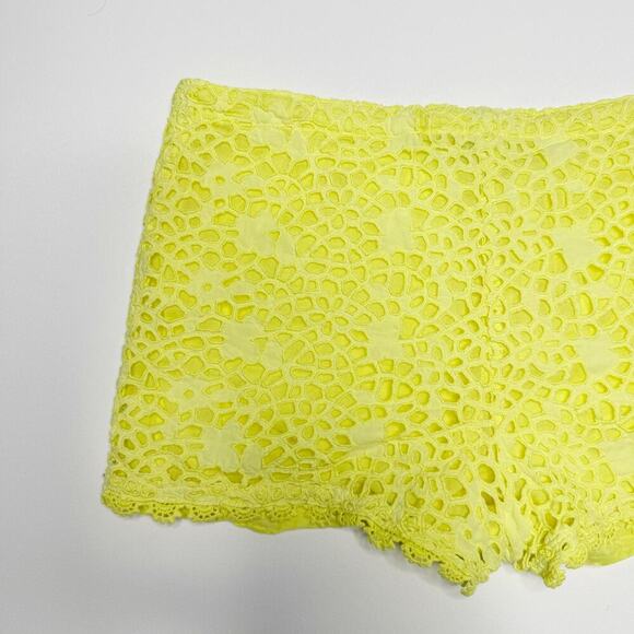 Temptation Positano Eyelet Lace Shorts Drawstring in Yellow Size Medium - Picture 7 of 9